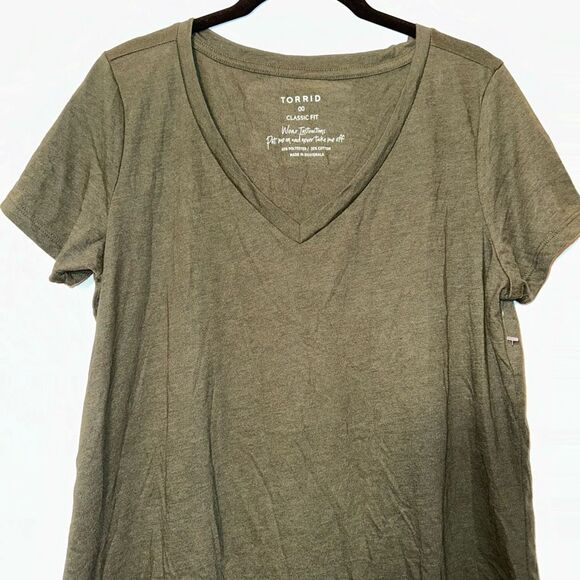 Torrid Solid Olive Green Classic Fit Basic Short Sleeve Tee Womens Medium (00) N - Picture 3 of 9